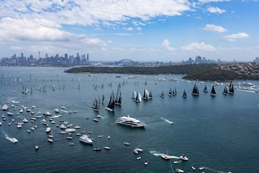 Cinco espa?oles dirn adis a 2024 navegando en la Rolex Sydney Hobart