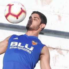 Guedes se entrena por primera vez con sus compañeros