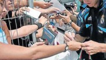 El defensa internacional habló en Irdning.