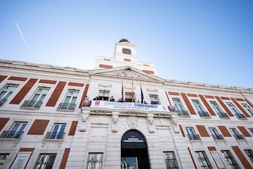 Vista de la Presidencia de la Comunidad de Madrid, donde la presidenta de la Comunidad de Madrid, Isabel Díaz Ayuso, ha recibido al equipo.