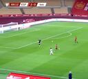 La cantada fuera del área de Unai Simón en el 2-1 España vs Kosovo