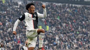 TURIN, ITALY - FEBRUARY 16: Juan Cuadrado of Juventus celebrates after scoring the goal of 2-0 during the Serie A match between Juventus and Brescia Calcio at Allianz Stadium on February 16, 2020 in Turin, Italy. (Photo by Daniele Badolato - Juventus FC/Juventus FC via Getty Images)
