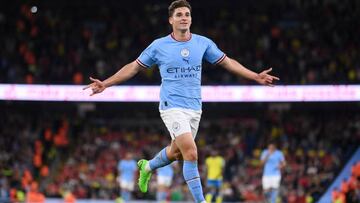 MANCHESTER, ENGLAND - AUGUST 31: Julian Alvarez of Manchester City celebrates after scoring their team's sixth goal during the Premier League match between Manchester City and Nottingham Forest at Etihad Stadium on August 31, 2022 in Manchester, England. (Photo by Laurence Griffiths/Getty Images)