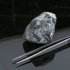 Hallan uno de los diamantes más grandes de la historia en África