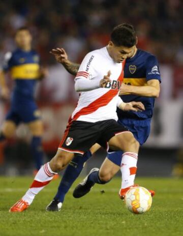 Teo Gutiérrez: buen primer tiempo y roja en el segundo