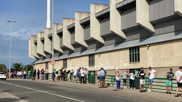 Quedan dos días y las colas siguen rodeando El Sardinero