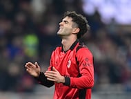 El Milan ha puesto en pausa el tema la renovación de Pulisic, quien ha tenido una serie de problemas por lesiones y baja de juego, pero todo se definirá al final de la temporada.REUTERS/Daniele Mascolo