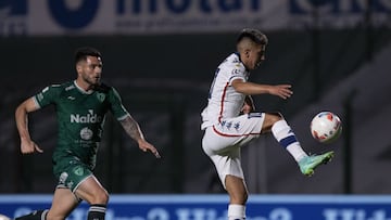 Vélez logró ante Sarmiento su primer triunfo de visitante y sigue creciendo