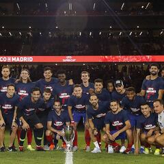 La plantilla cena mañana en José María, en Segovia