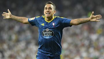 Orellana celebra un gol con el Celta en el Santiago Bernabéu.