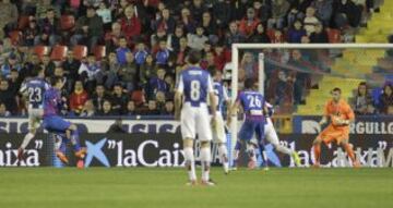 2-2. Víctor Casadesús marcó el gol del empate grano