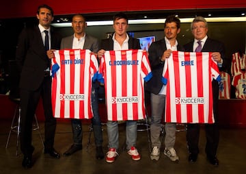 1. Cata D¨ªaz, 1M€, 32 a?os (Getafe) Pas¨® sin pena ni gloria. Jug¨® 22 partidos y 1.792 minutos. La temporada siguiente se march¨® a Boca Juniors. 2.Soldado del Cholo, siempre que sali¨®, cumpli¨®. Utilizado a menudo como revulsivo, sol¨ªa funcionar. Dej¨® buen recuerdo. 3. Vino libre para coincidir con Arda en el equipo, pero al final nunca se adapt¨®. No termin¨® de dar resultado.
