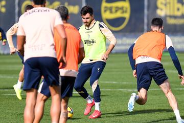 Vctor Chust junto a Carlos Fernndez en la Ciudad Deportiva.