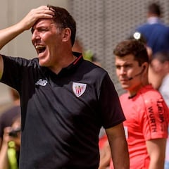 Berizzo ve a Etxeita fuera: "Tiene una opción de salir"