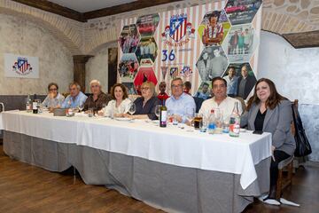 Mesa presidencial del 36 aniversario de la peña atlética de Arganda del Rey. 