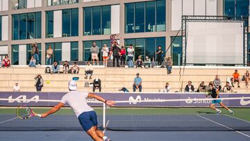 Rafa Nadal, en un entrenamiento con Jaume Munar.