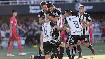 El Cartagena tumb&oacute; al Castilla y sigue adelante en la fase de ascenso.