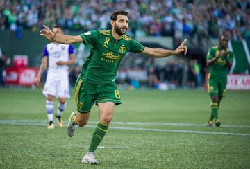 El argentino anotó 10 goles y puso 11 asistencias en la temporada. Gracias a su participación el equipo de Portland logró entrar a Playoffs.