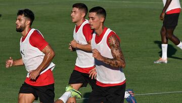 CHUMI (derecha) y Arnau pugmal DURANTE UN ENTRENAMIENTO DE LA UD ALMERÍA.