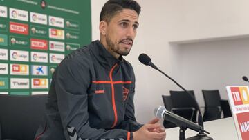 "Escrib¨¢ es la persona que nos va a capitanear hacia la permanencia"