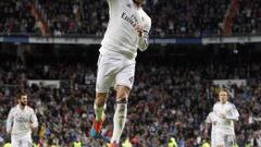 Real Madrid golea a Rayo Vallecano y recupera el liderato