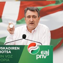 El PNV confirma una reunión con el PP y lanza un aviso a Pedro Sánchez