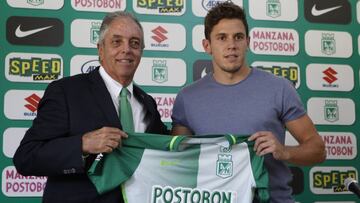 Nacional presenta cinco refuerzos y va por dos más