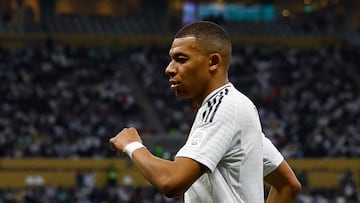 Soccer Football - Intercontinental Cup - Final - Real Madrid v Pachuca - Lusail Stadium, Lusail, Qatar - December 18, 2024 Real Madrid's Kylian Mbappe looks on REUTERS/Rula Rouhana