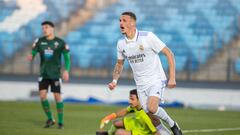 Rafa Marín, a culminar su gran obra en el Castilla