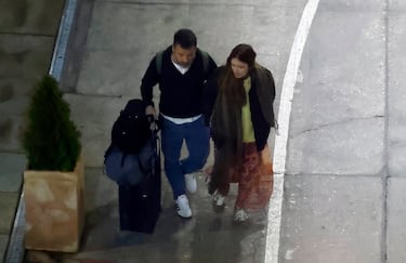 Primeras imágenes de Sara Carbonero tras recibir el alta después de 11 días ingresada en Lanzarote 