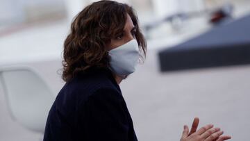 Lozano confía en que la vacunación facilite la presencia de público en recintos deportivos