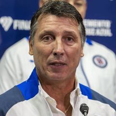 Siboldi quería que Peláez continuara en Cruz Azul