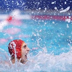 España baja la persiana