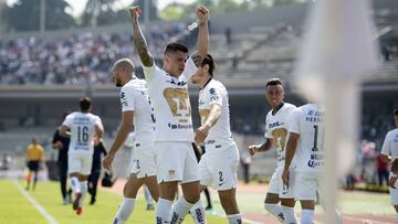 Juan Iturbe festeja el gol del empate contra Monterrey en Ciudad Universitaria