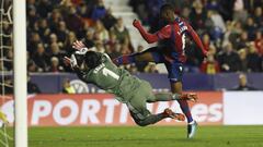 Lerma, tres semanas fuera por lesión en la pierna izquierda