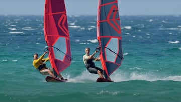 Jorge Fernández y Ramon Pastor en playa de Bolonia, Tarifa