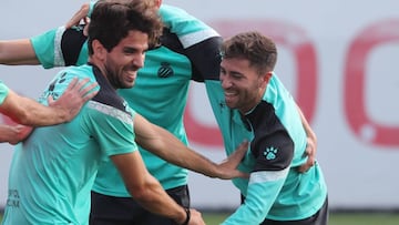 Leandro Cabrera y Adrián Embarba, nuevos capitanes del Espanyol