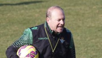 Pepe Mel: "En mi filosofía no entra que no se juegue al fútbol"