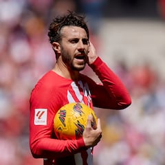 Mario Hermoso, entre dos aguas