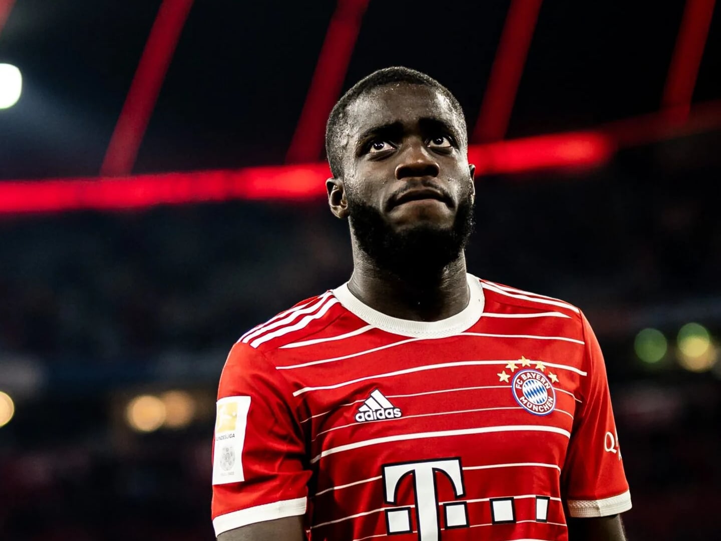 بايرن ميونيخ يعزز محادثاته لتجديد عقد أوباميكانو وسط اهتمام ريال مدريد