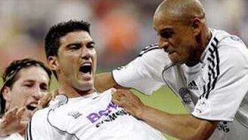 <B>DECISIVO.</B> Reyes salió desde el banquillo para dar la Liga al Madrid con dos goles.