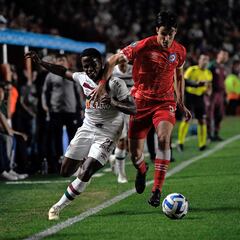 Arias y González, presentes en vibrante empate de Flu en Copa