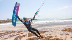 Tarifa vibra con saltos de hasta 23 metros de altura