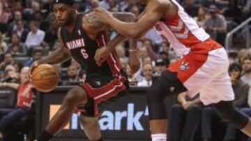 LeBron James intentar marcharse de Rudy Gay.