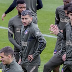 Simeone tiene un dilema para el once de gala: João Félix o Correa
