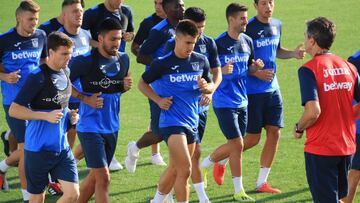 Unai Bustinza, en el entrenamiento del Legan&eacute;s.