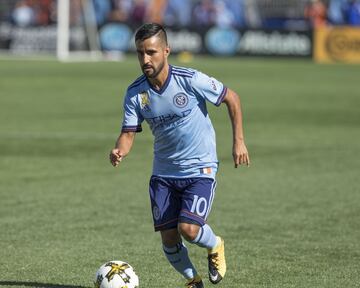 Moralez ha jugado 17 encuentros en la presente temporada, logrando 6 goles y 8 asistencias hasta ahora.