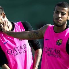 Neymar vacila a Rafinha de cumple: "Parabens princesa"