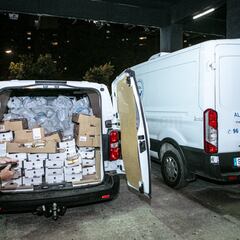 Mestalla: de refugio en la riada de 1957 a banco de alimentos en la DANA