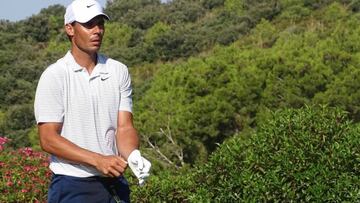 Nadal cambia la raqueta por el palo de golf